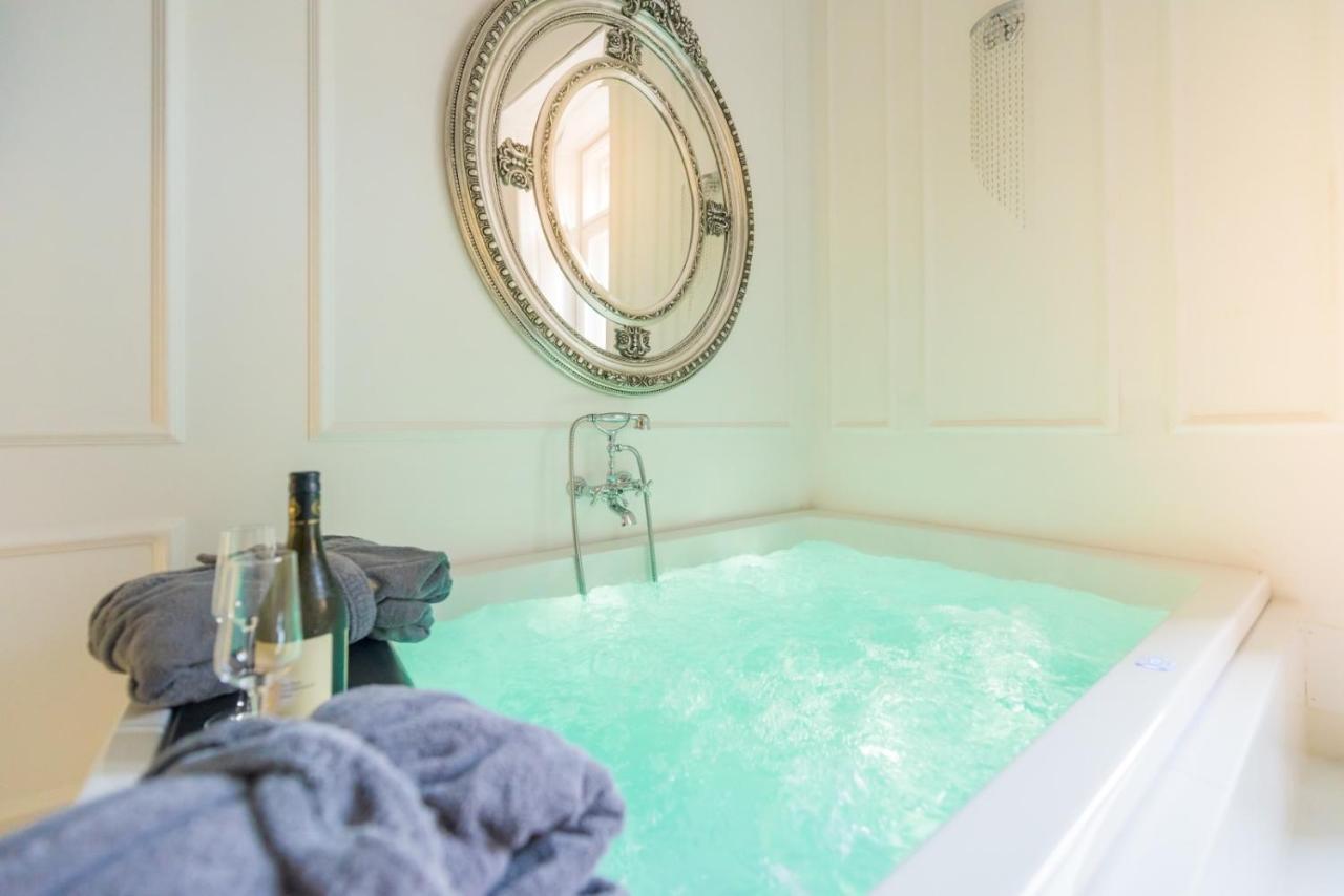 Jacuzzi Sinagoga View Daire Budapeşte Dış mekan fotoğraf